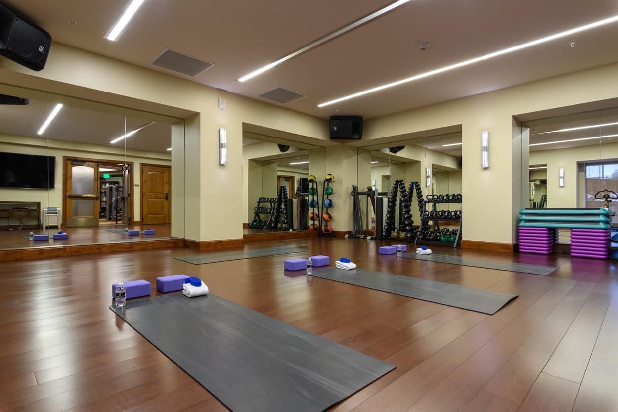 Cloud Nine at The Ritz-Carlton - Image 8