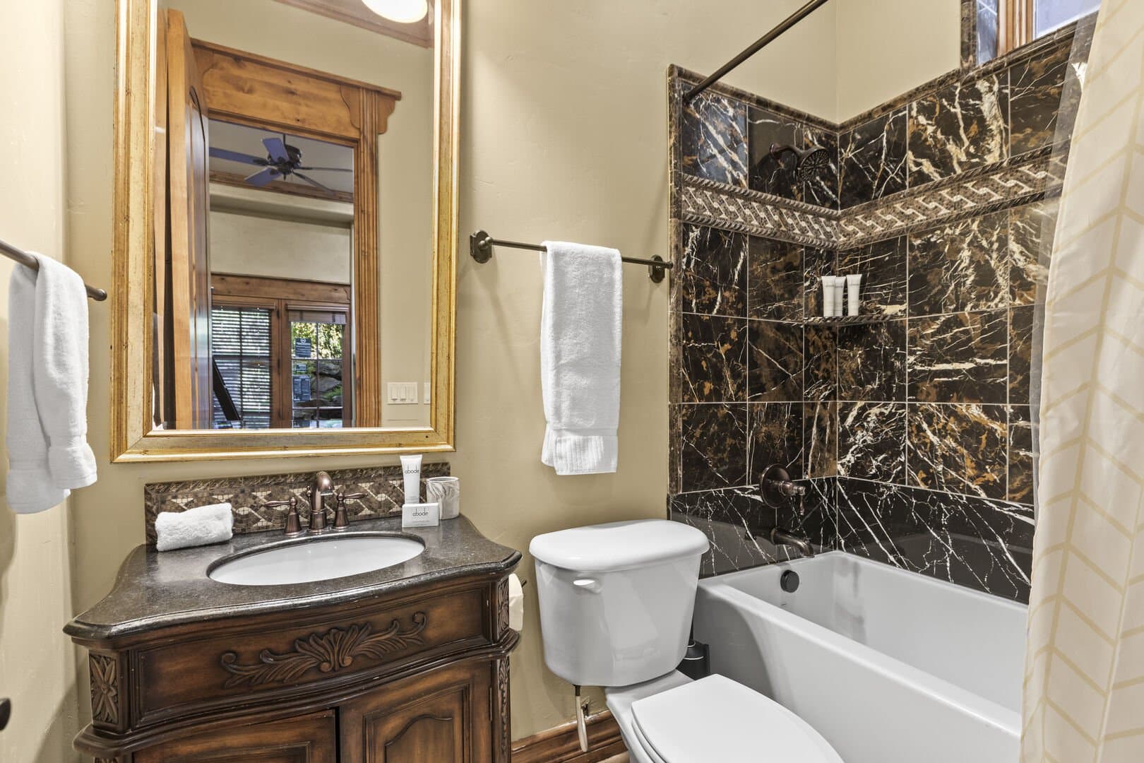 Greenbriar Place - Image 44