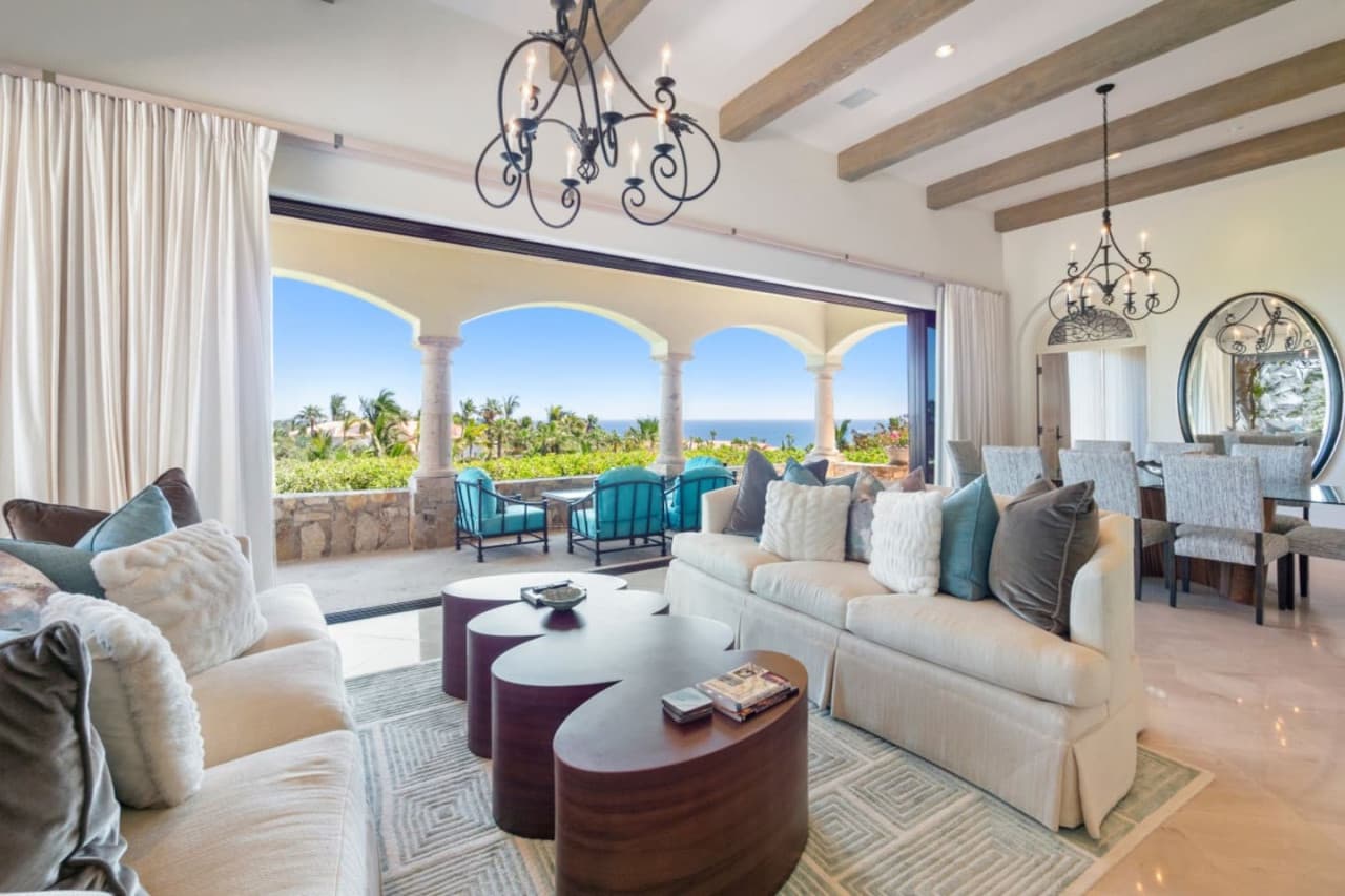 Stunning Palmilla Villa - Image 4