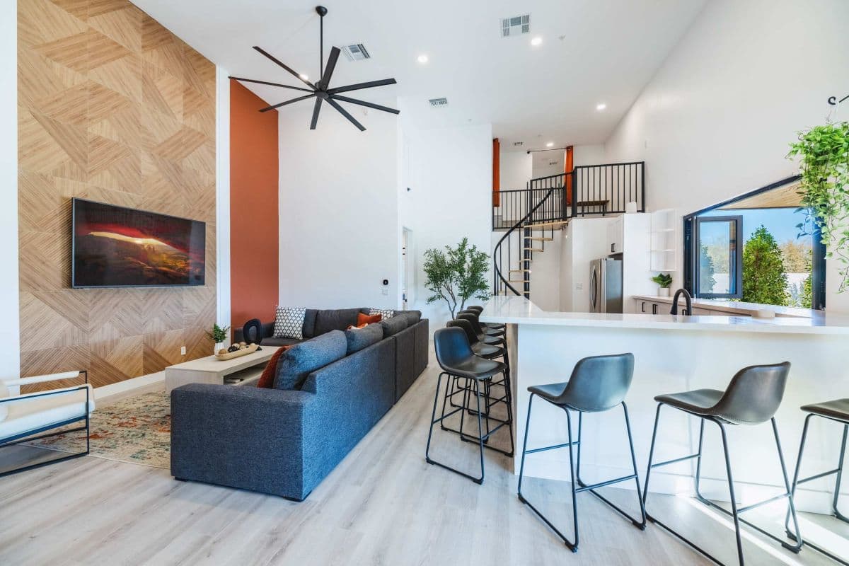 Residence at King's Place - Image 34