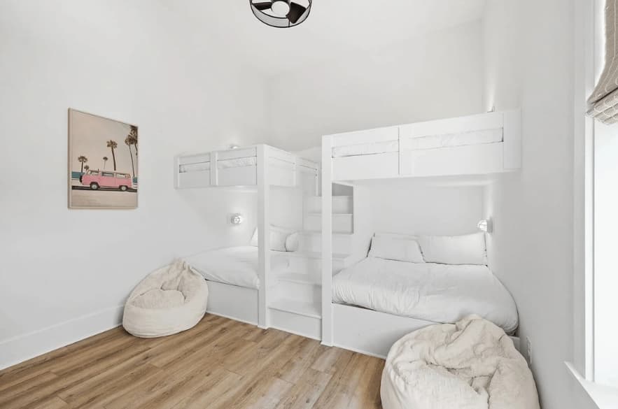 Juan Fine Day - Image 11