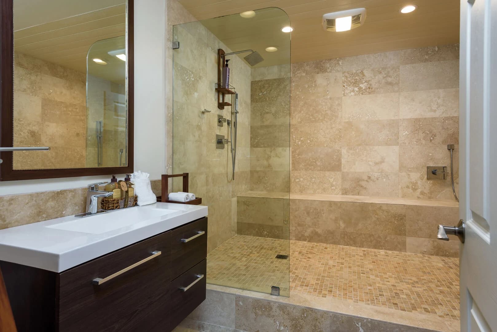 Summit Residence - Image 32