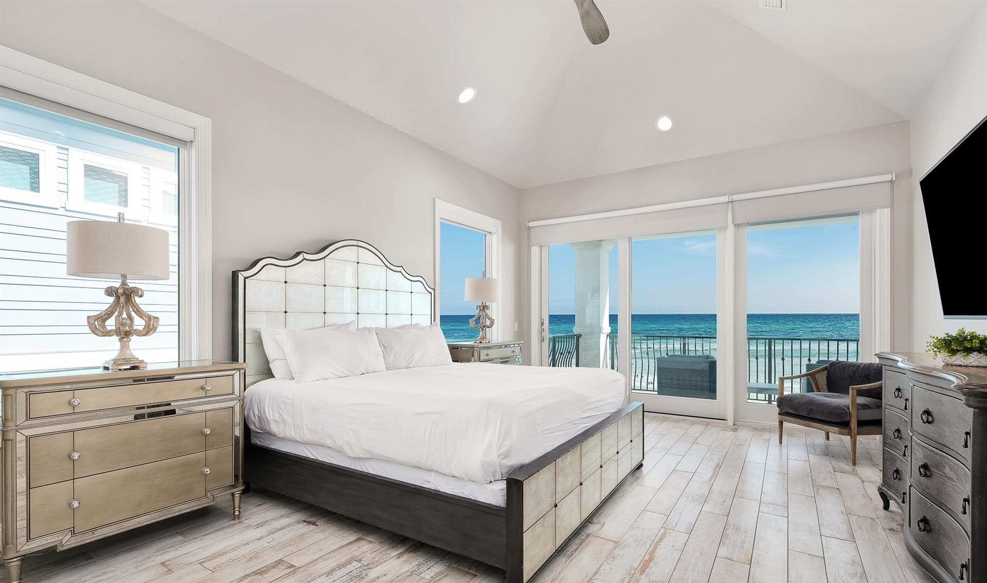 Beachfront Bliss - Image 23