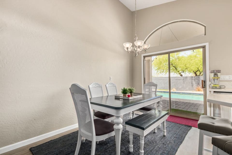 Mayo Retreat - Image 8