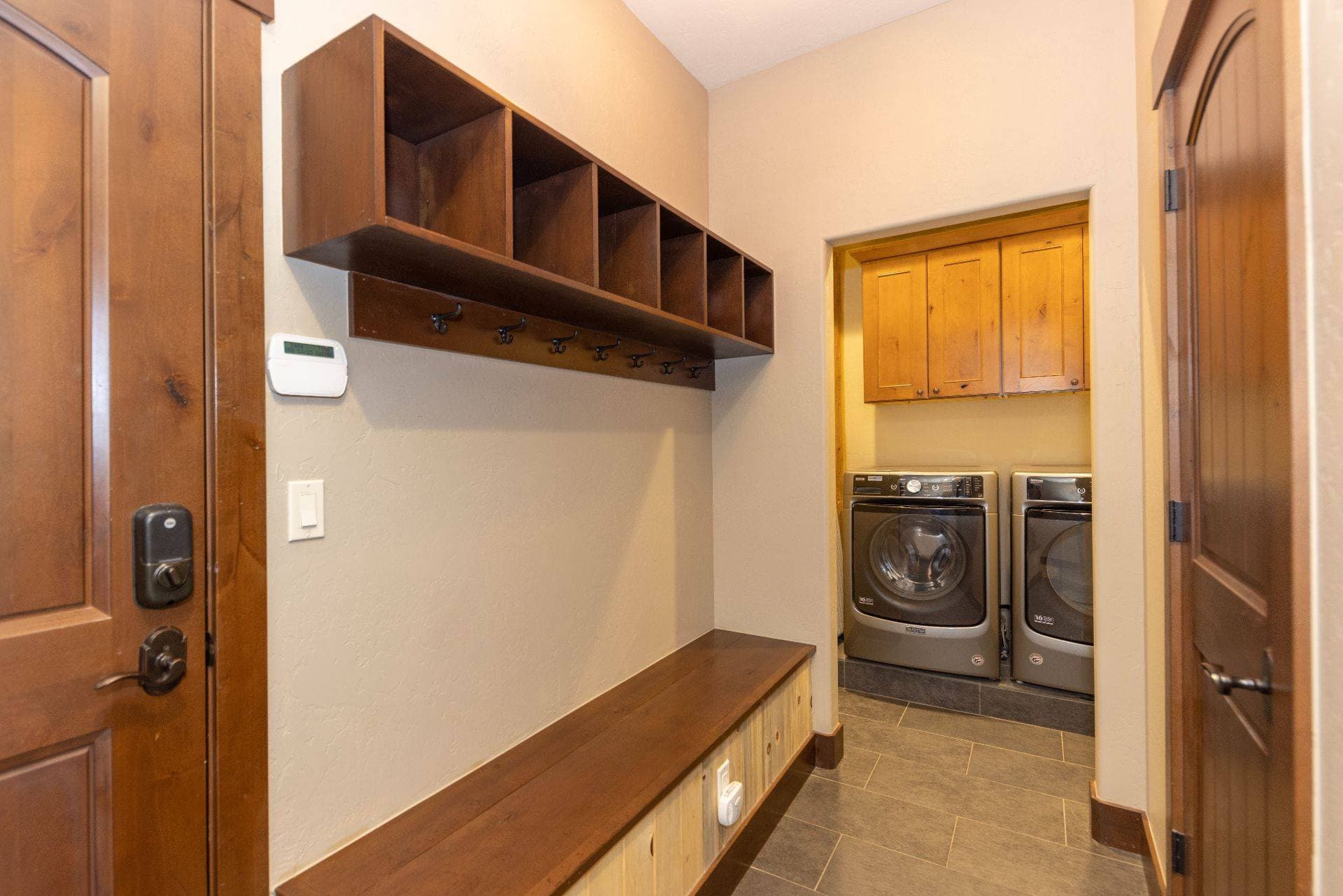 Pine Ridge Cabin - Image 48