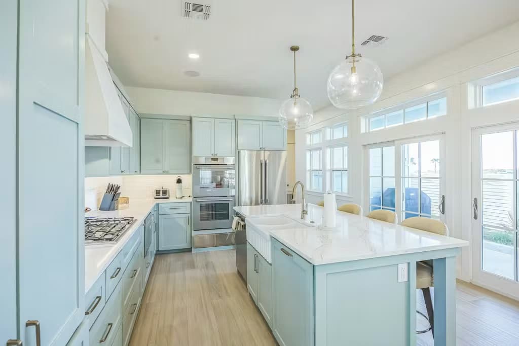 Sip Sip Hooray - Image 6