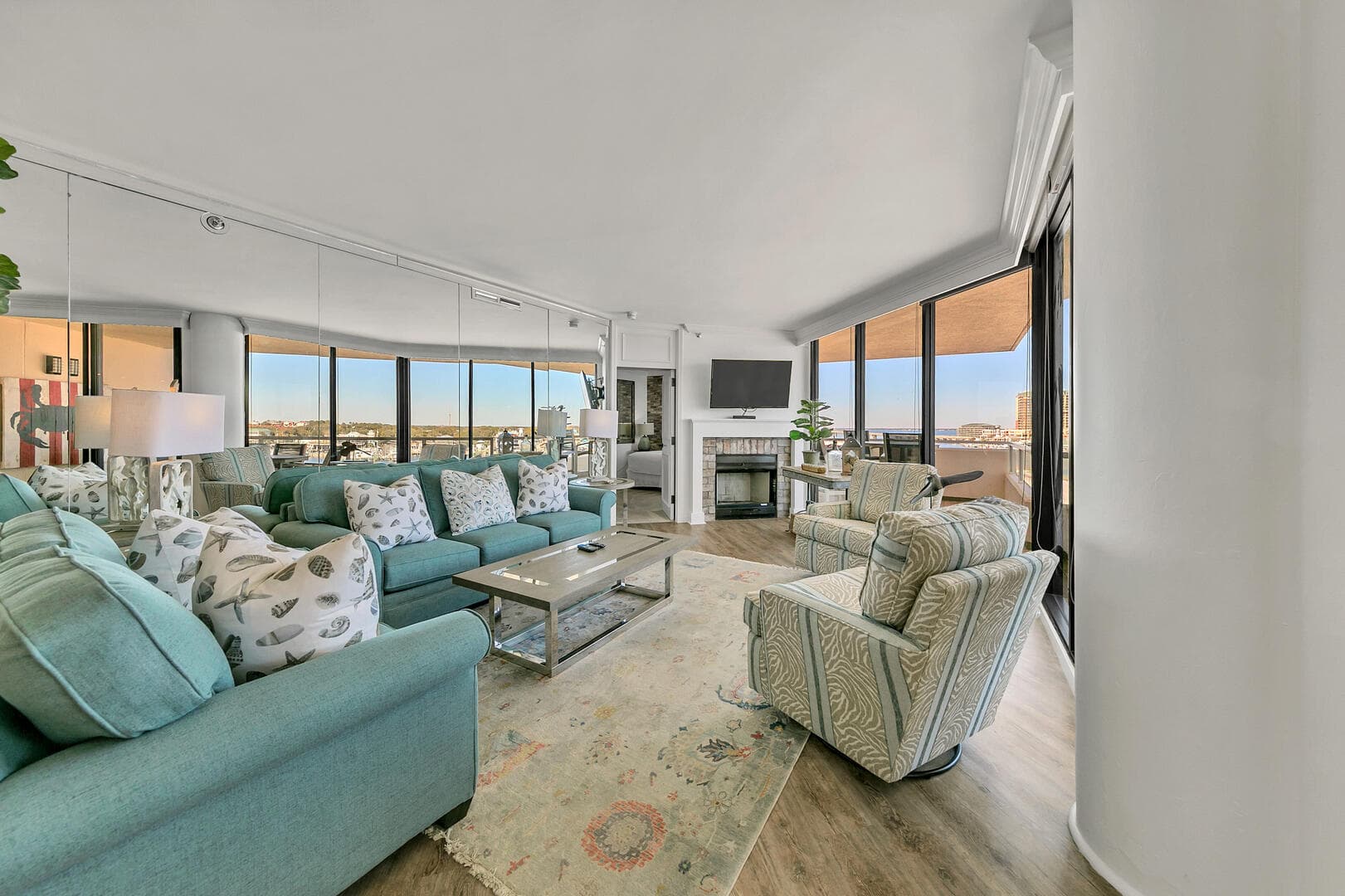 East Pass Towers #603 - Image 6