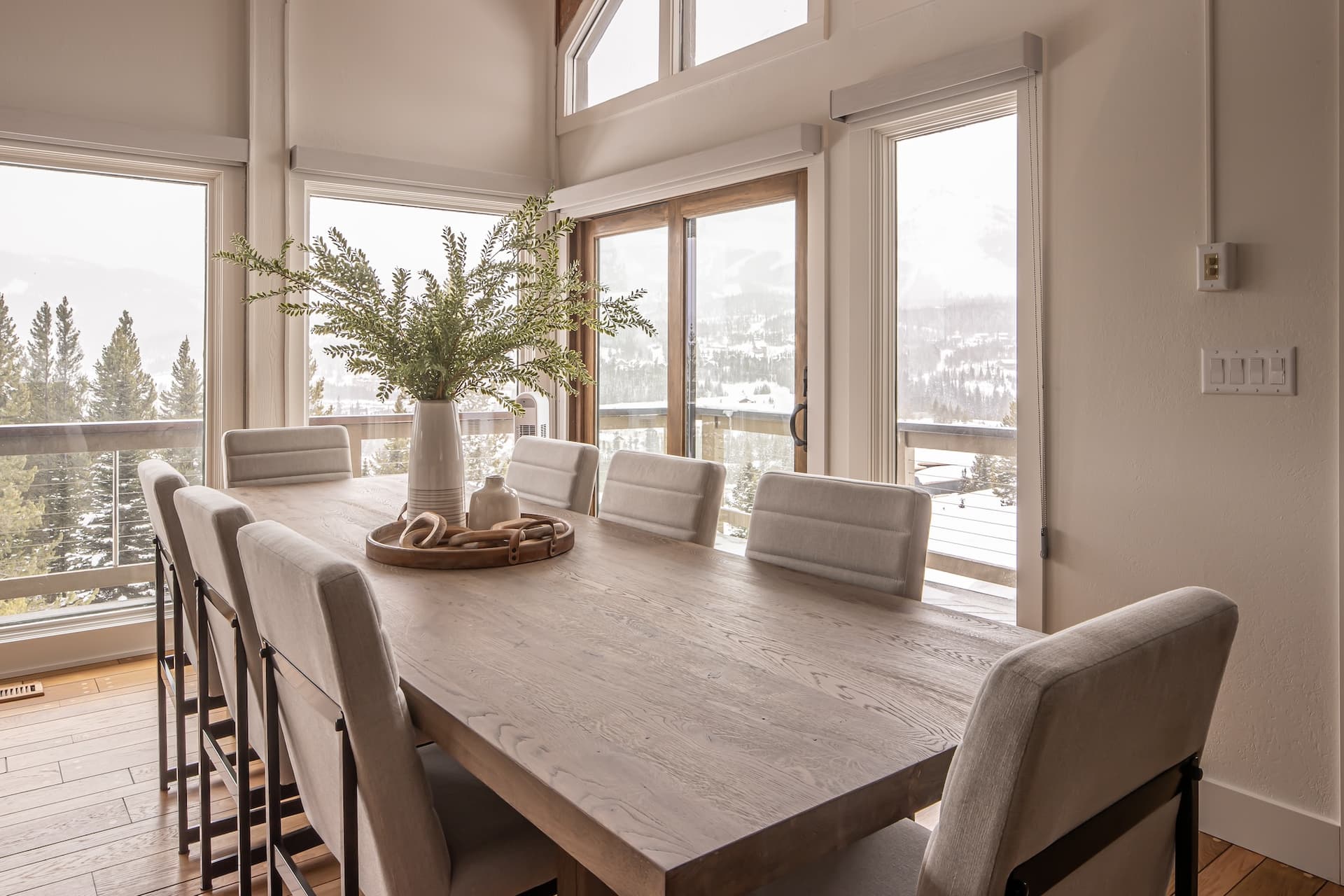 Lone Mountain Lookout - Image 7