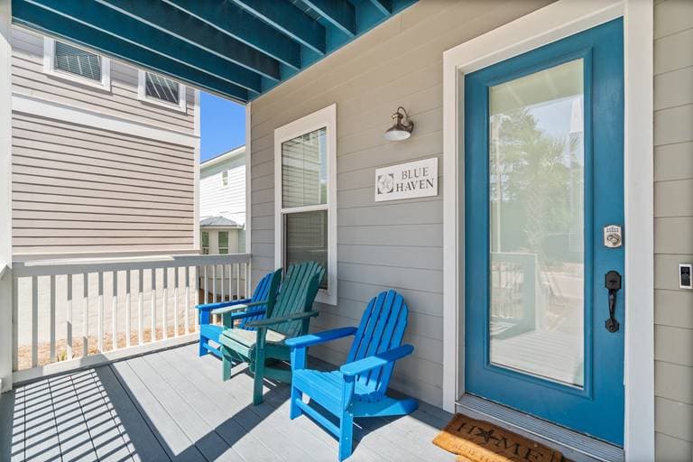 Charming Blue Haven - Image 3