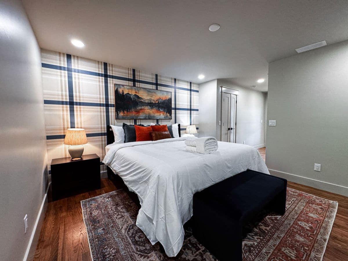 The Huntly Estate - Image 20