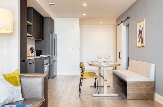 Emos Residence - Image 7