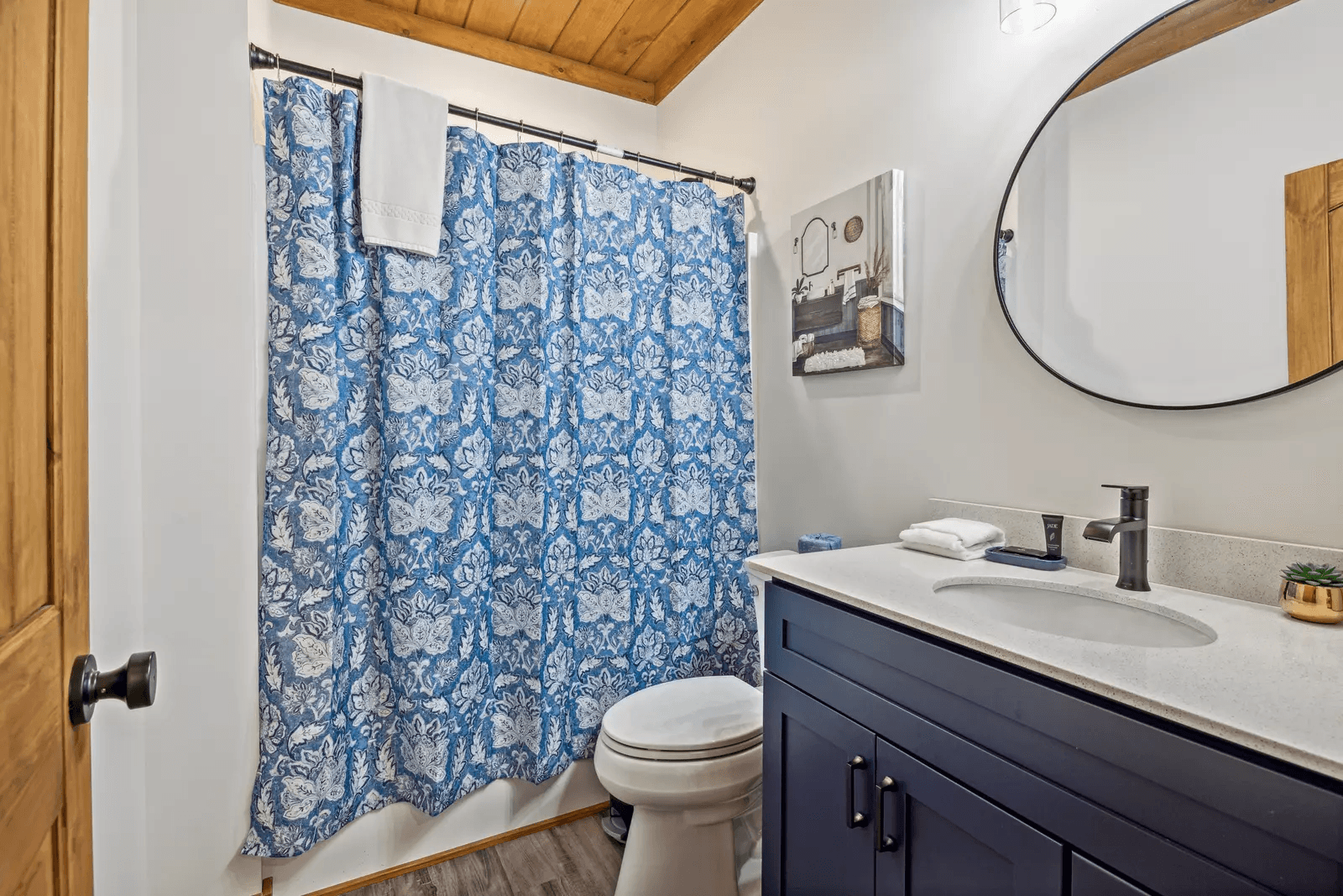 Royal Pool Retreat - Image 28