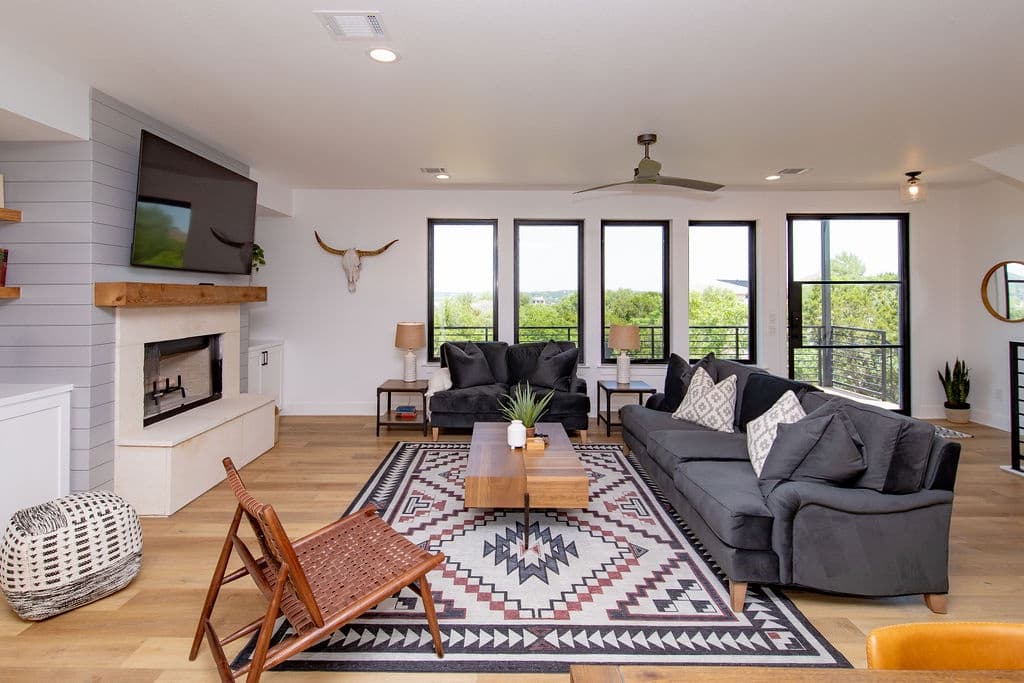 Southside of Heaven Home - Image 2