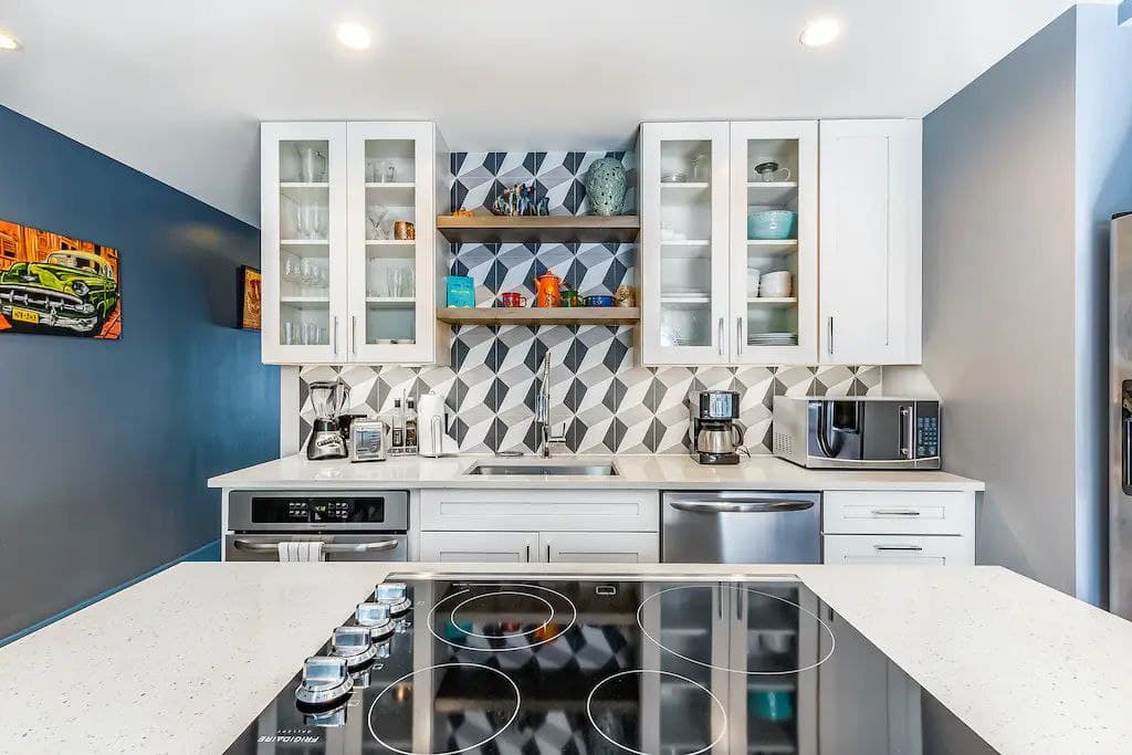 Tropical Vibes - Image 26