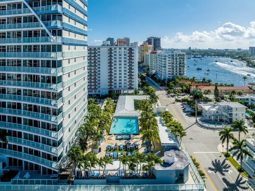 Horizon Condo #2108 - Image 85