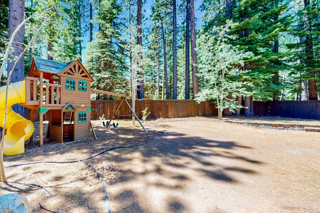 Cochise Charms Place - Image 20