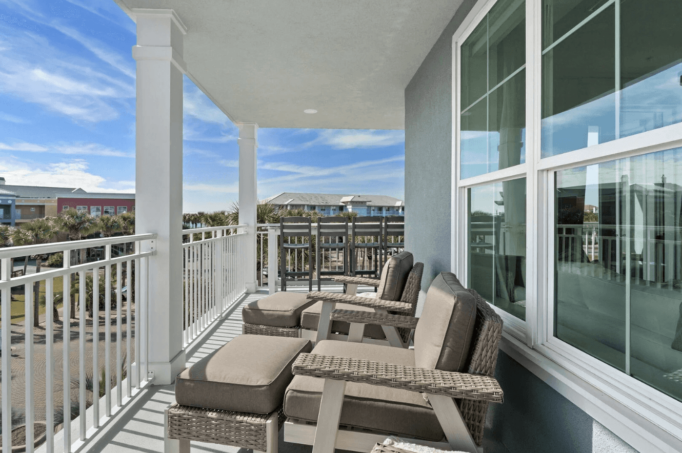 Sea La Vie - Image 33