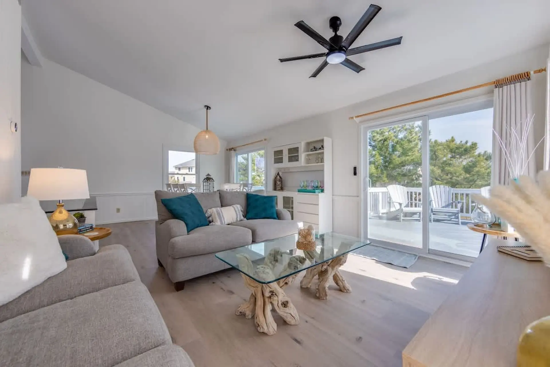 Place to Be - Image 8