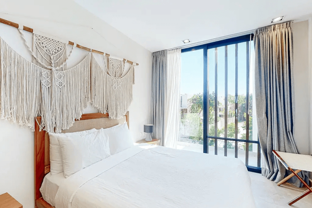 Moonlit Mirage - Image 12