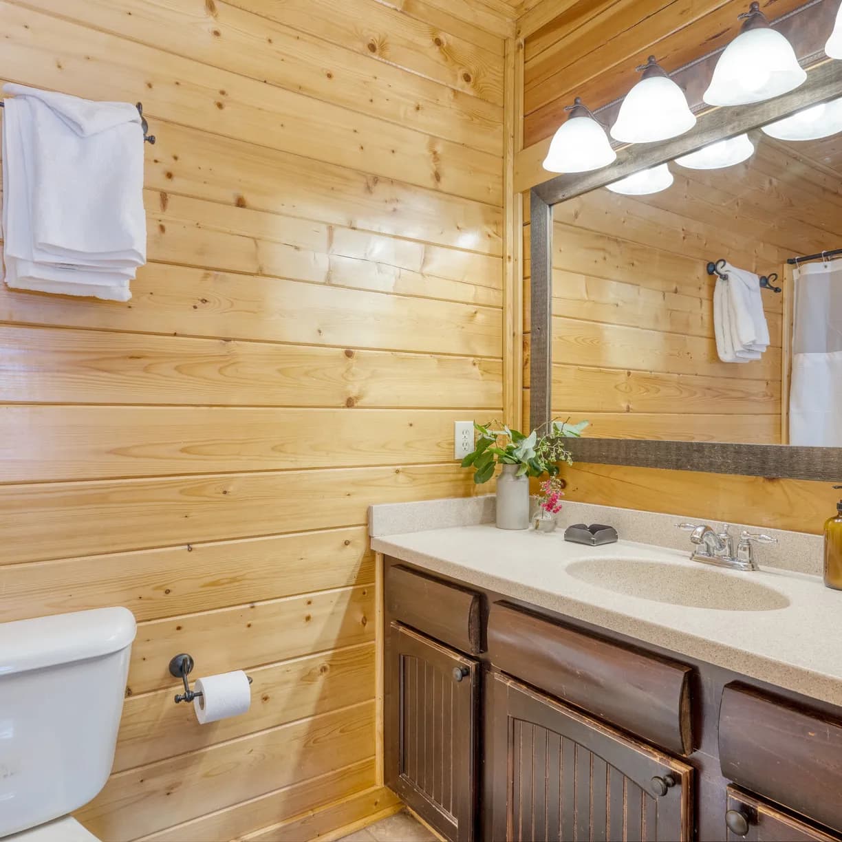 Delmont Manor - Image 33