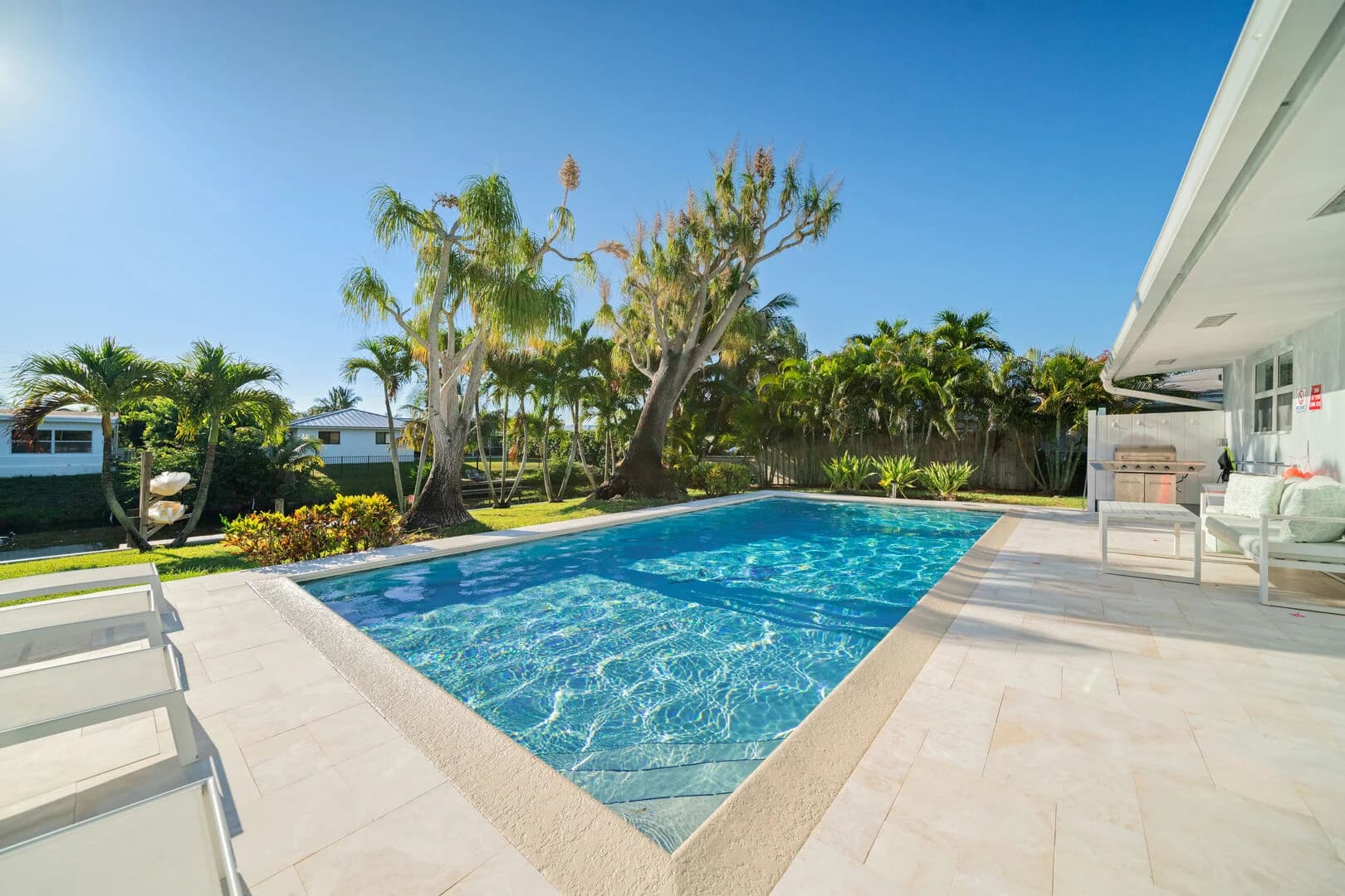 Chapel Hill House - Image 26