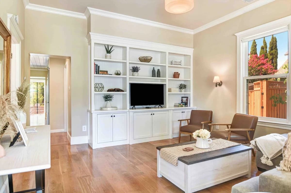 Newcomb Vineyard Escape - Image 7