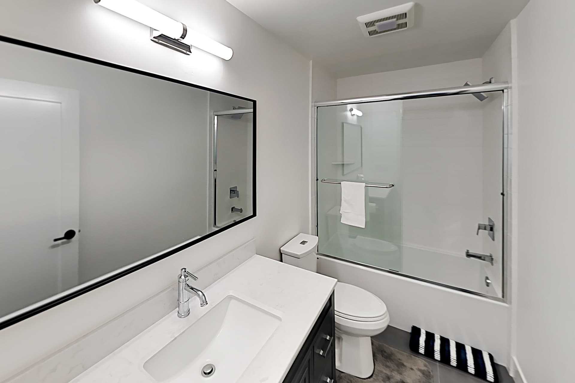 North Lake Adventure House - Image 17