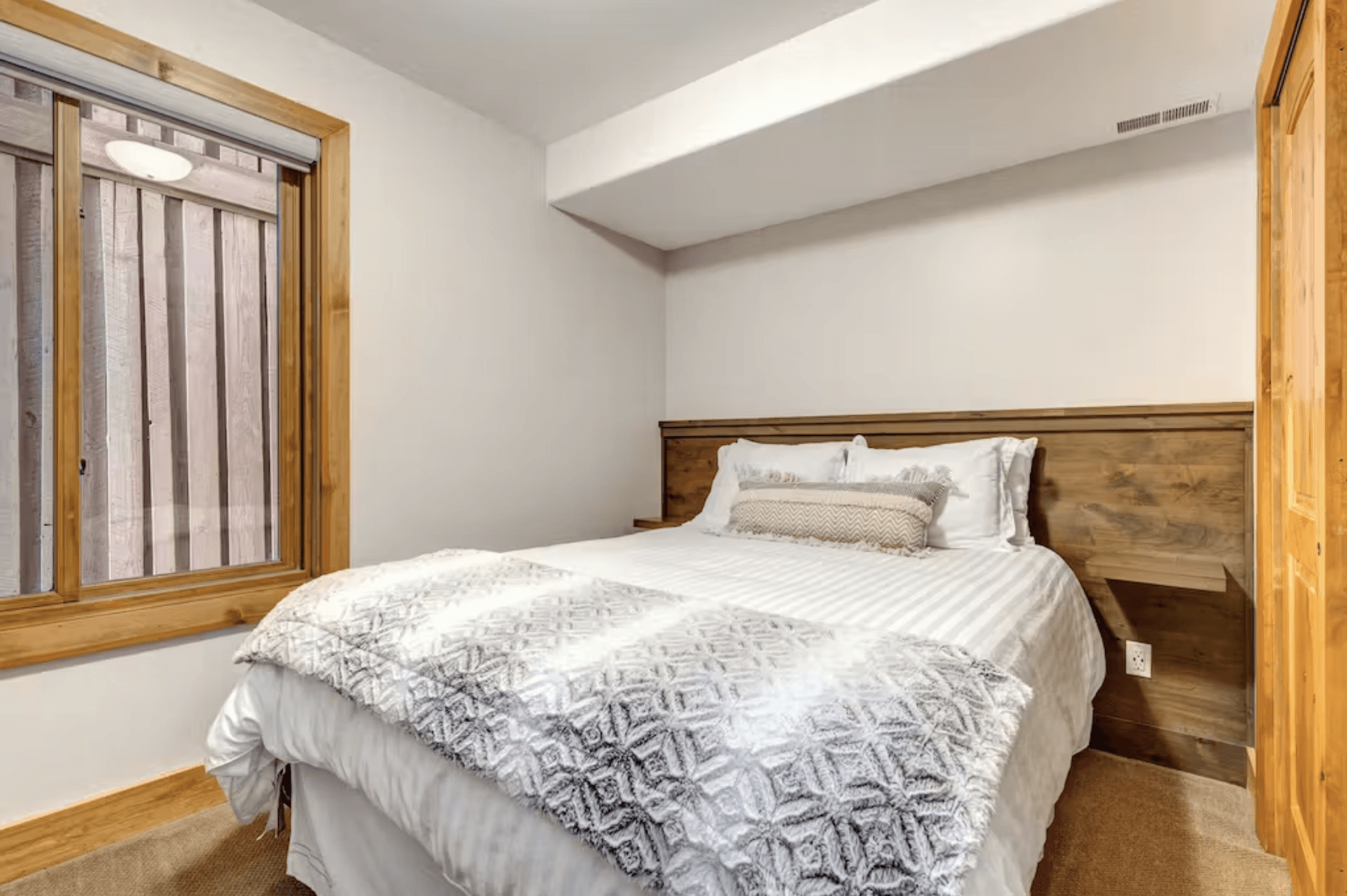 Deer Valley 355 Place - Image 14