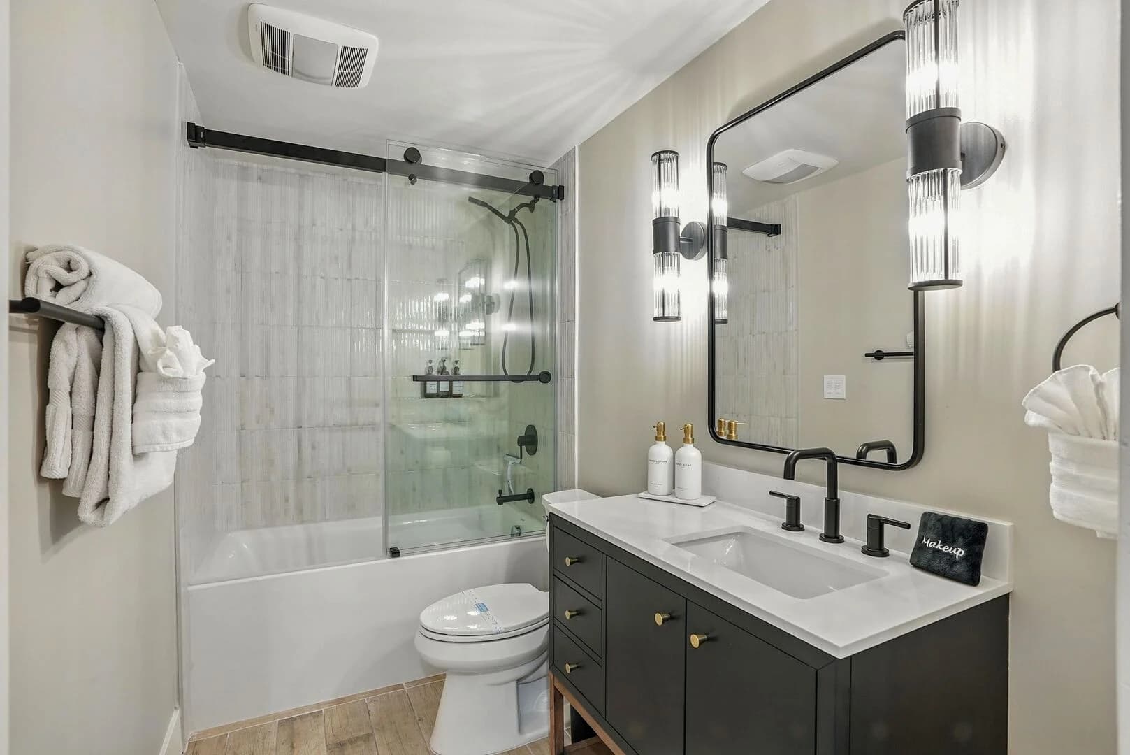 Riviera Bay Dreams - Image 19