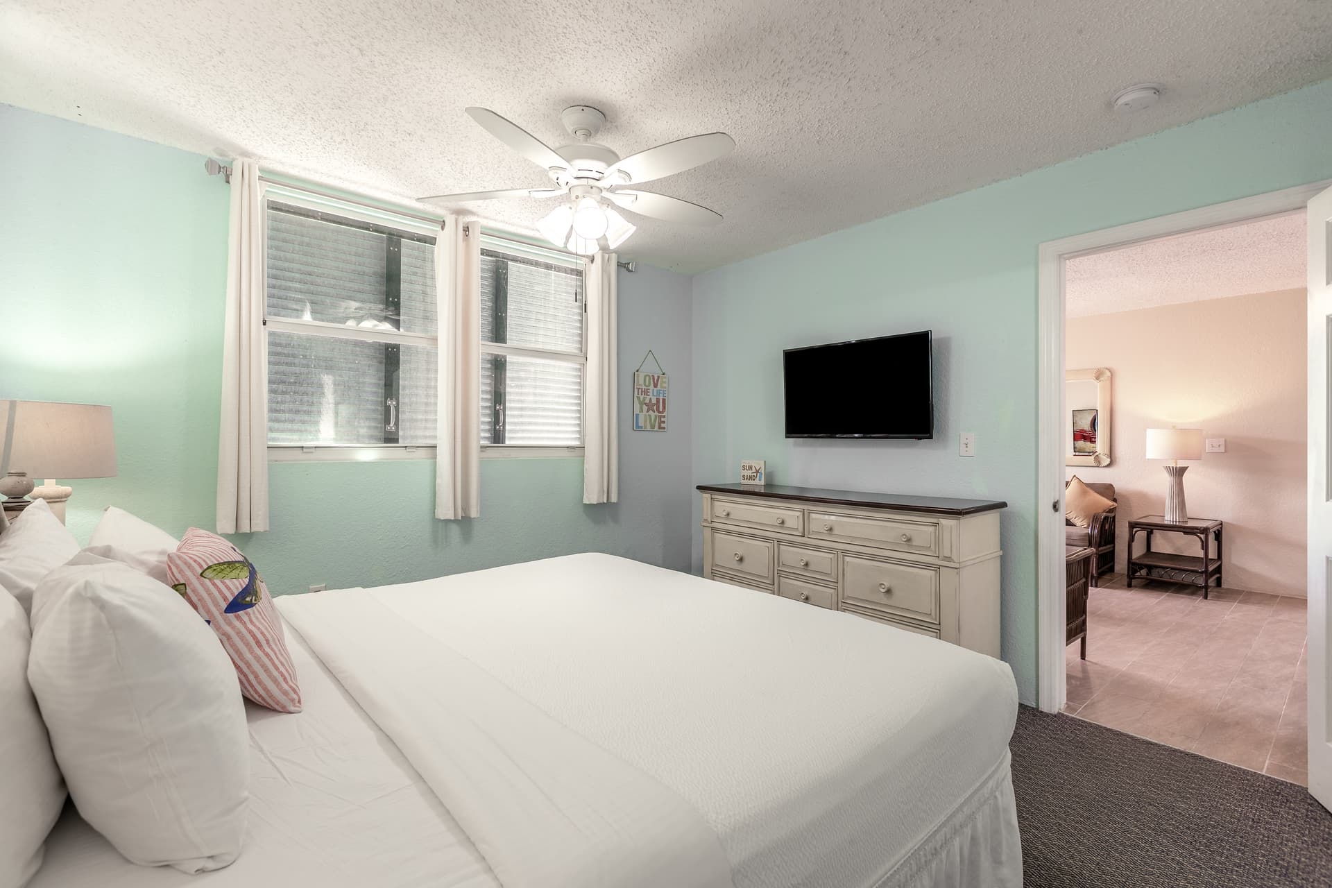 Saint Lucia Suite - Image 11