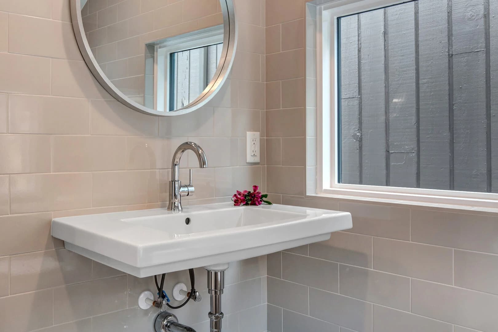 On Cloud Nine - Image 19