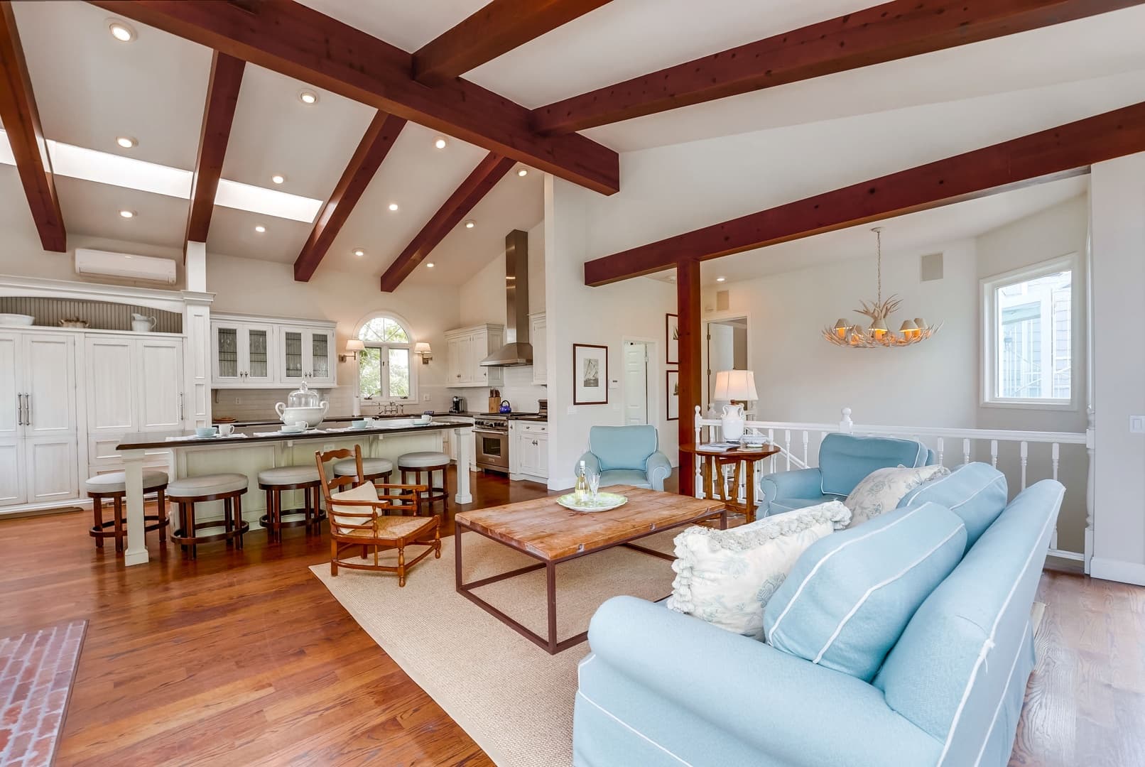 Beach Breakers Home - Image 16