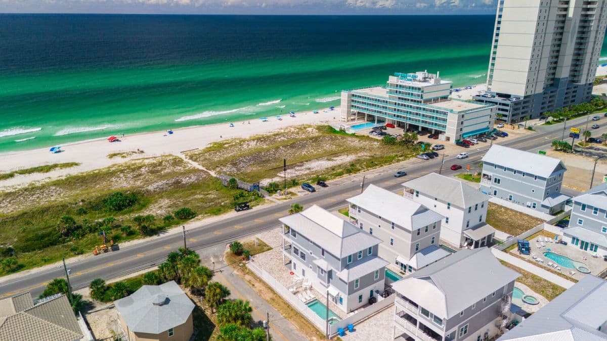 Teddy's Heaven - Image 51