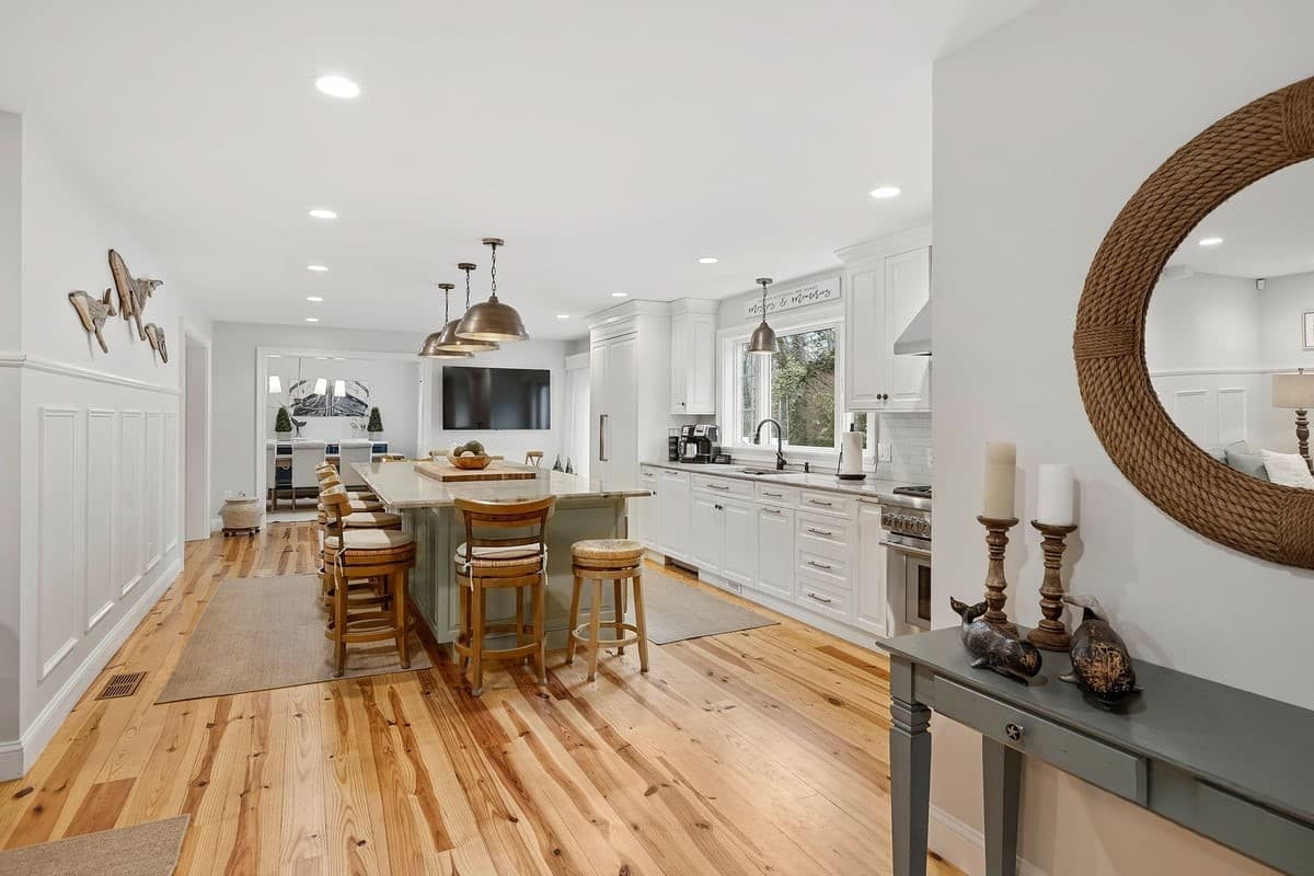 Brewster Barefoot Bliss - Image 7