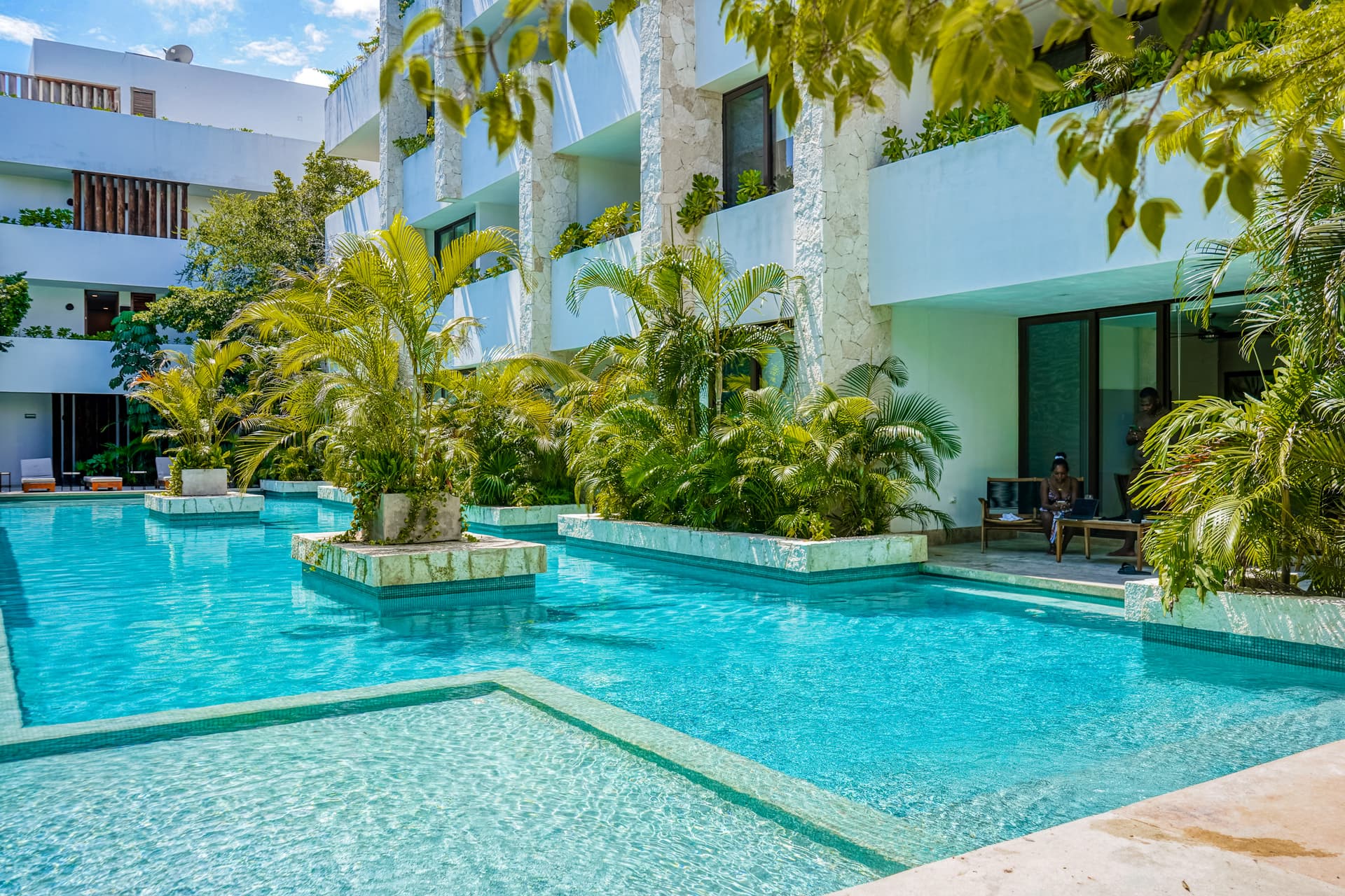 Omara Condo - Image 15