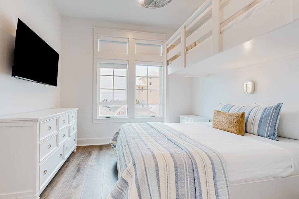 Mermaid's Tail - Image 11