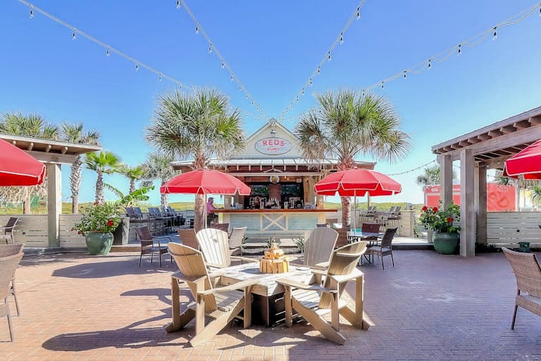 Commodore’s Hideout - Image 54