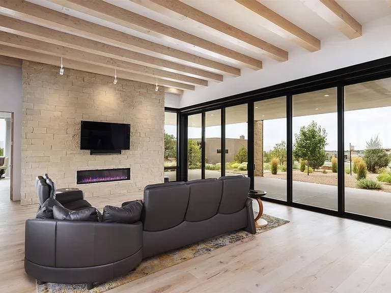 Oso Vista Retreat - Image 9