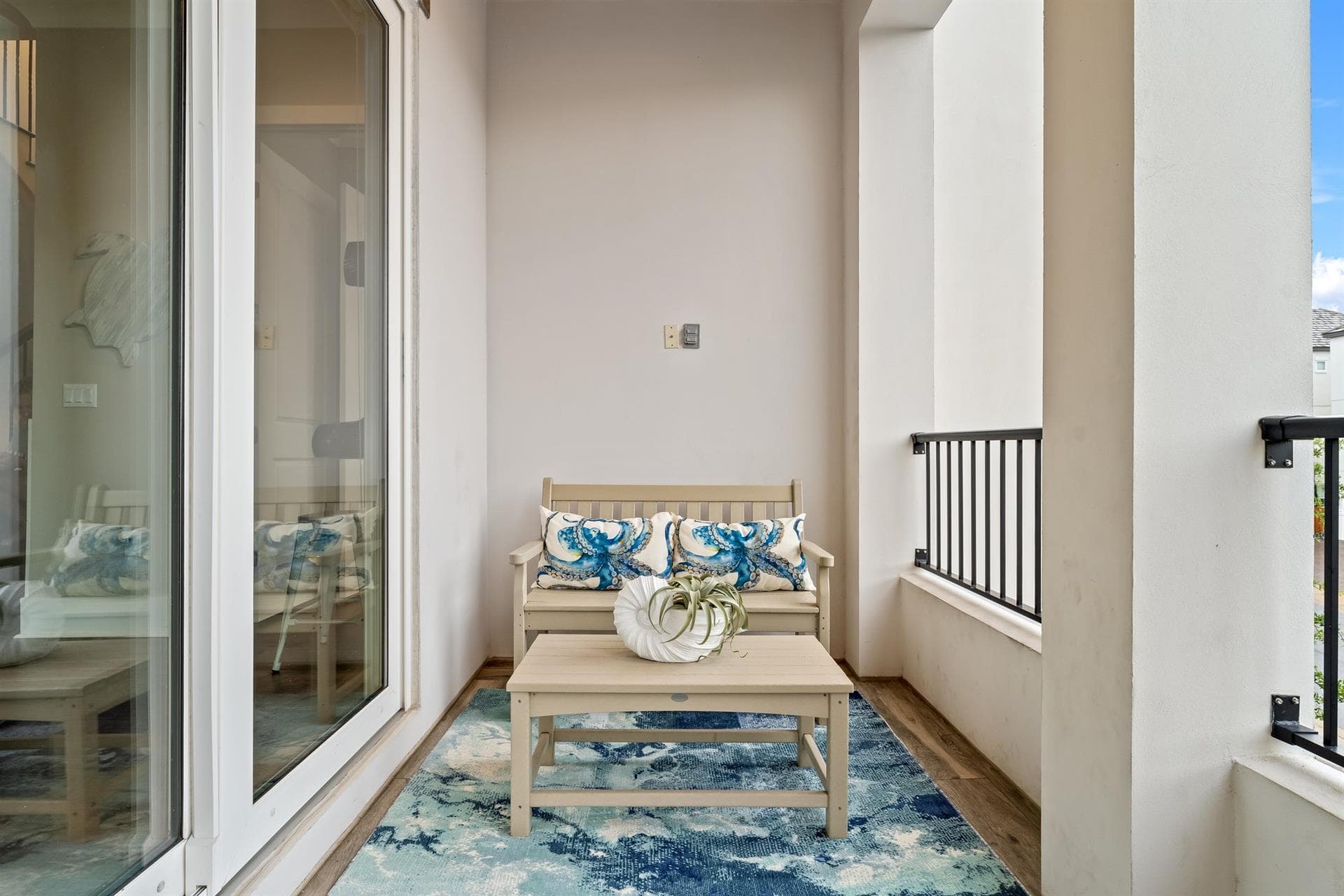 Aqua Luxe Place  - Image 25