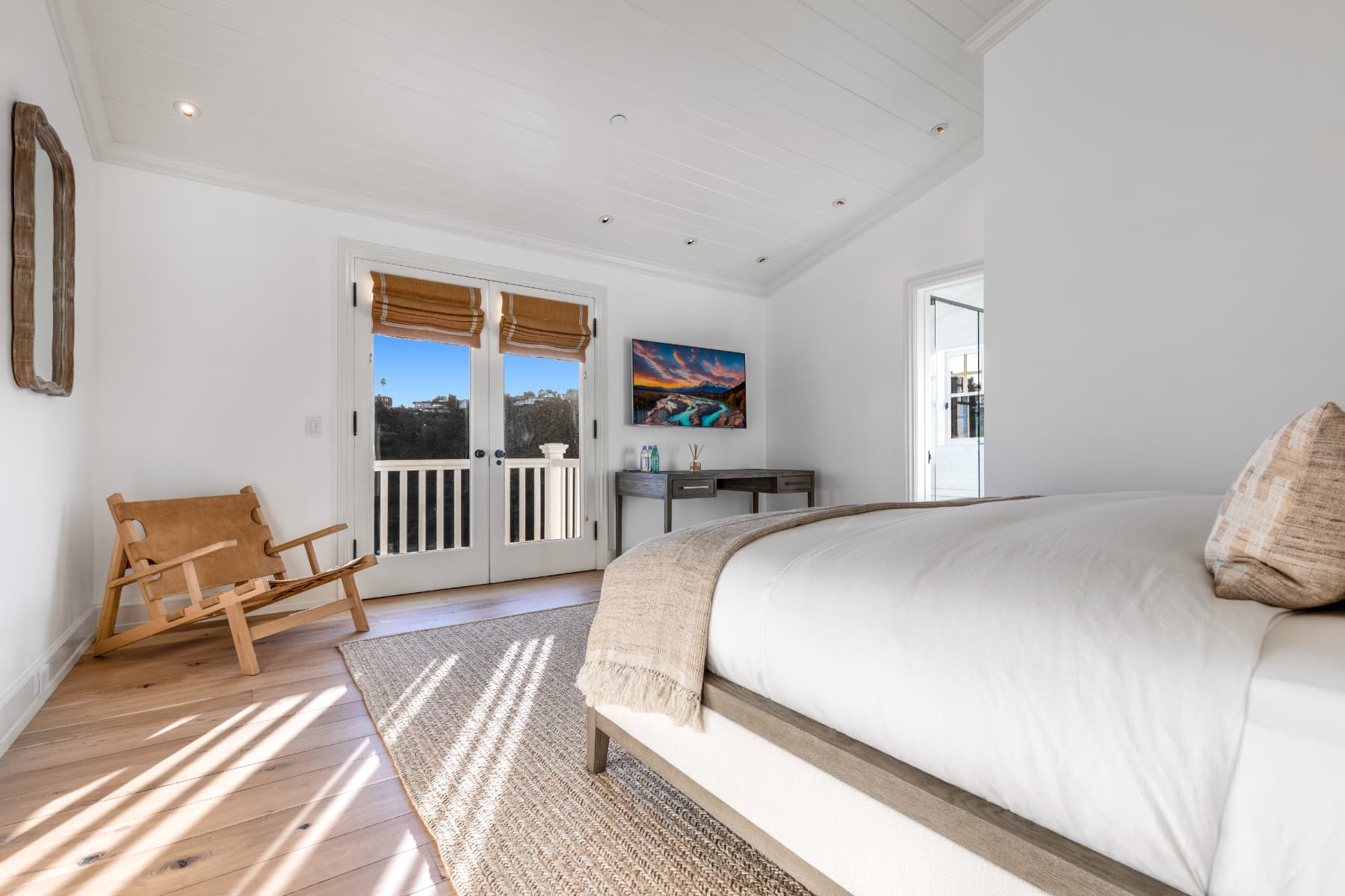 Stradella Hideaway - Image 30