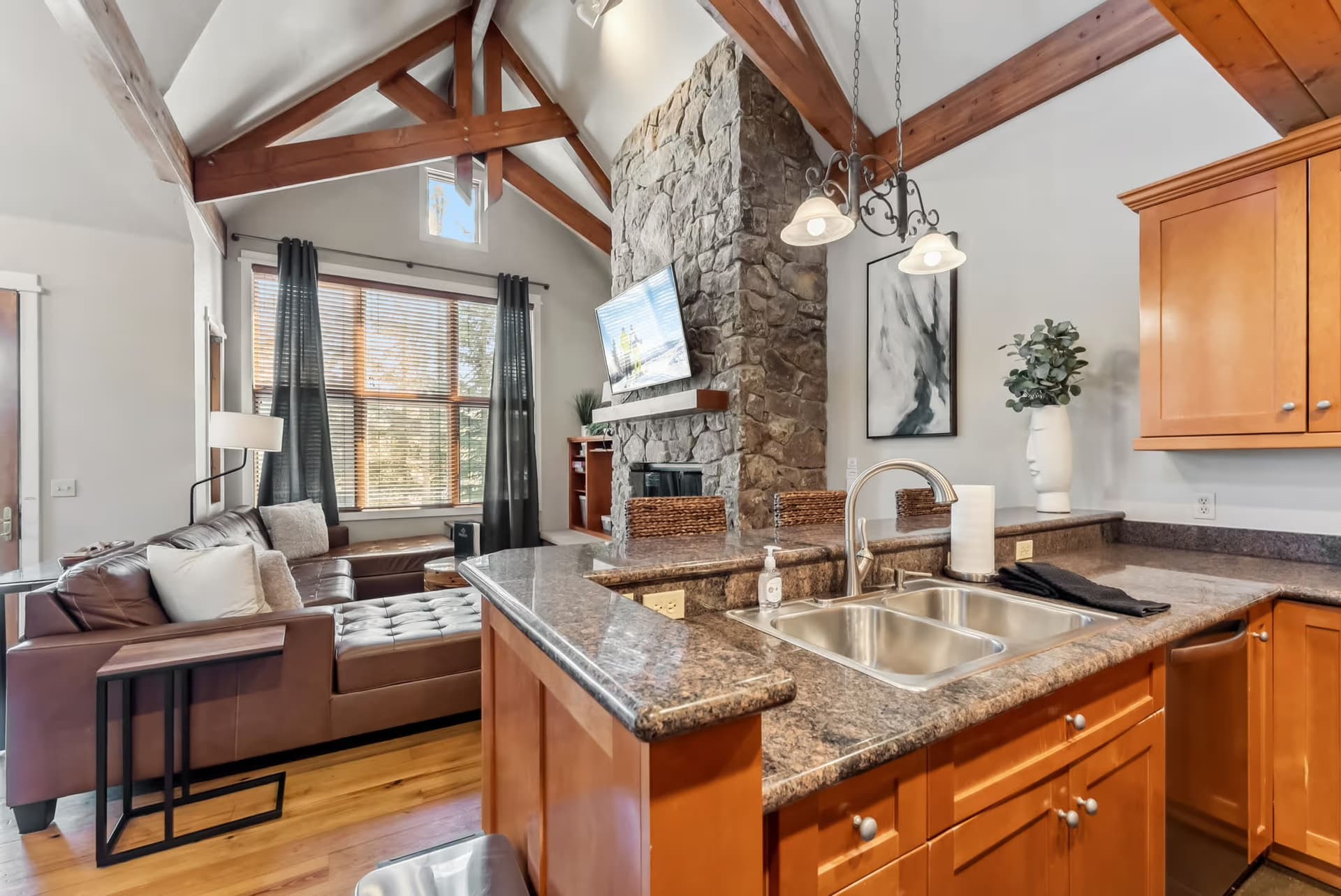 Frosted Ridge - Image 4