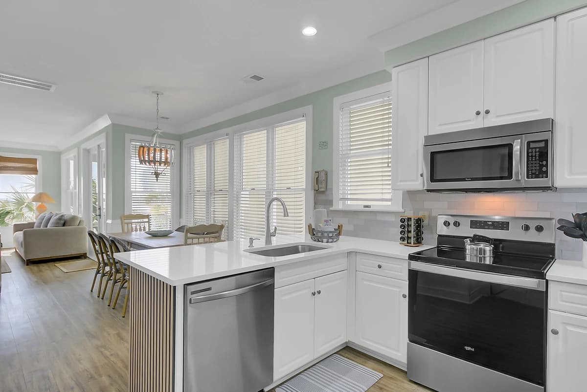 Grand Pavilion #109 - Image 3