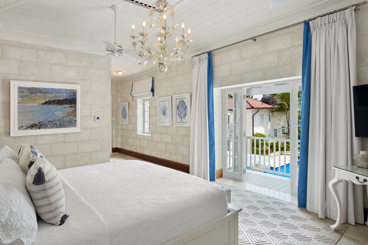 Sea Breeze Manor - Image 9