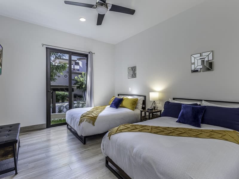 Pacific Retreat - Image 15