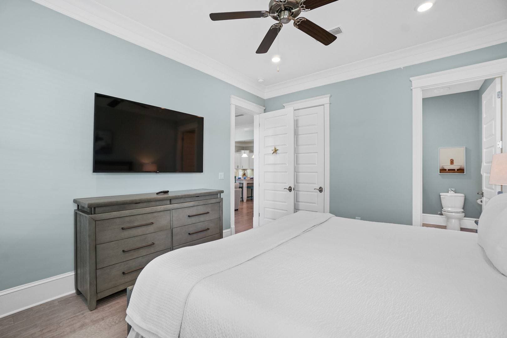 Sand Dollar Manor - Image 23