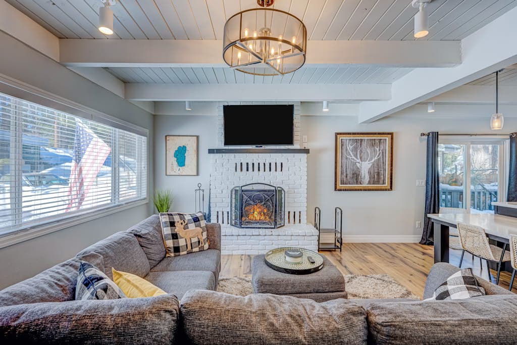 Home at the End of the Rainbow - Image 4