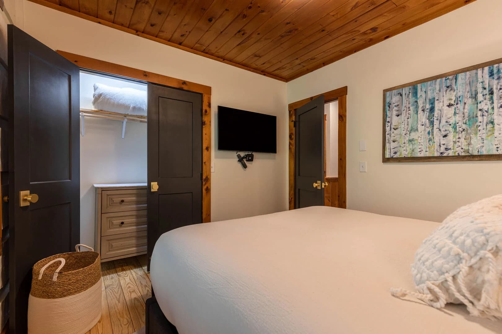 River Run Cabin - Image 14