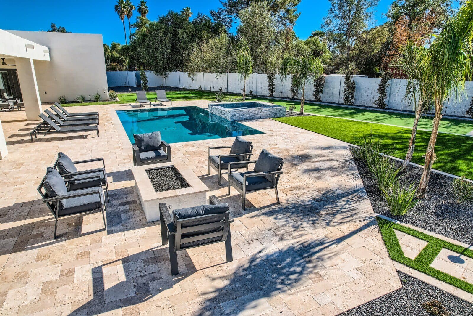 Palm Silhouette Villa - Image 30