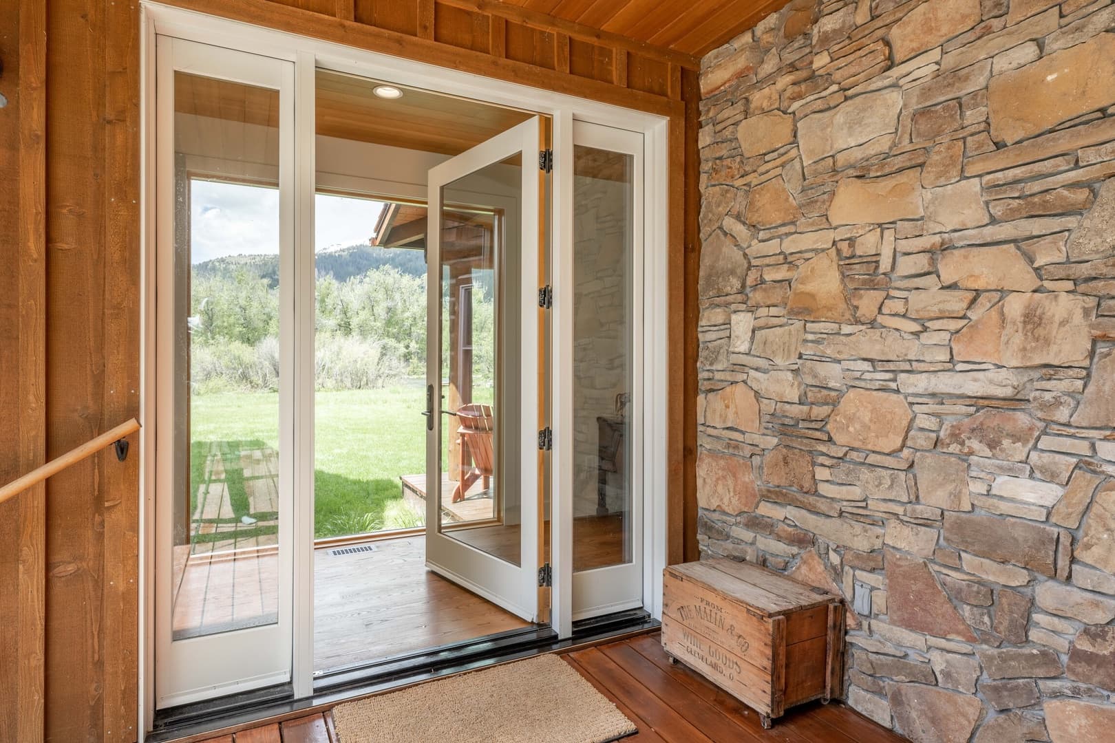 Fish Creek Retreat - Image 8