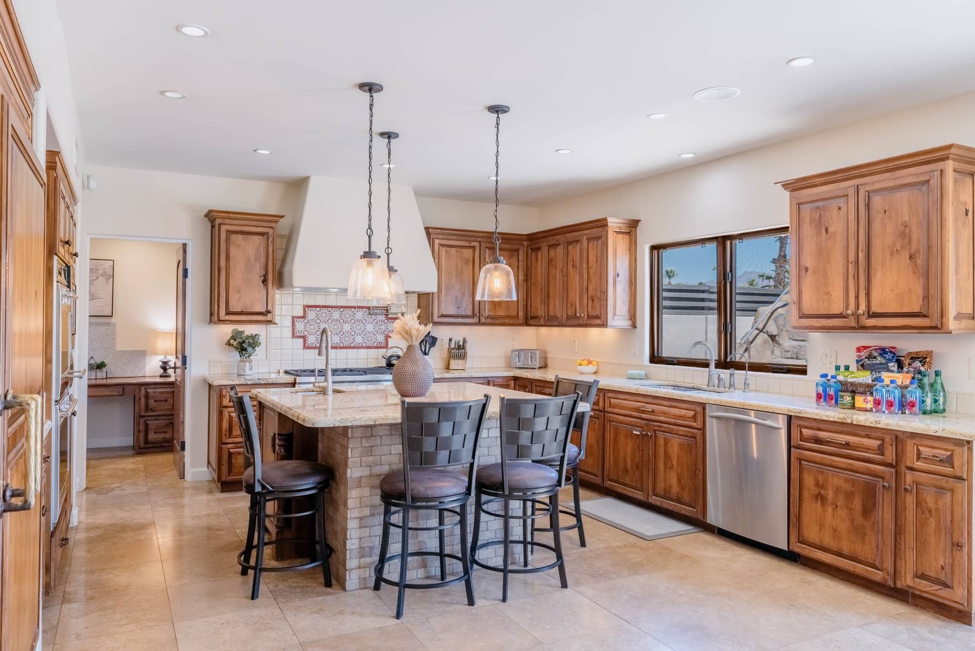 Residence on Larkspur - Image 10